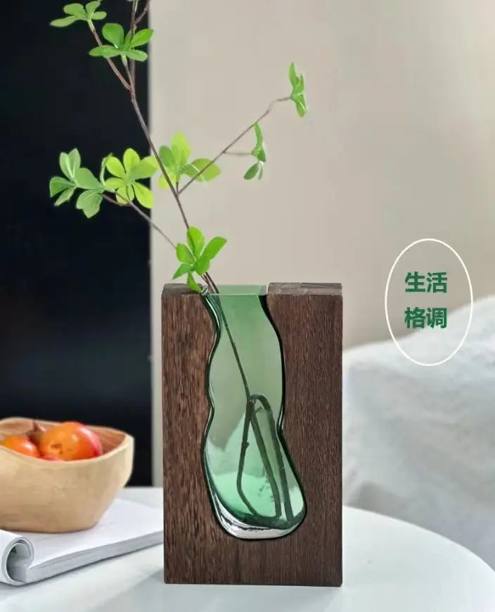 Creative Feng Shui Atmosphere Chinese Wood Glass Vase to Decorate the Home
