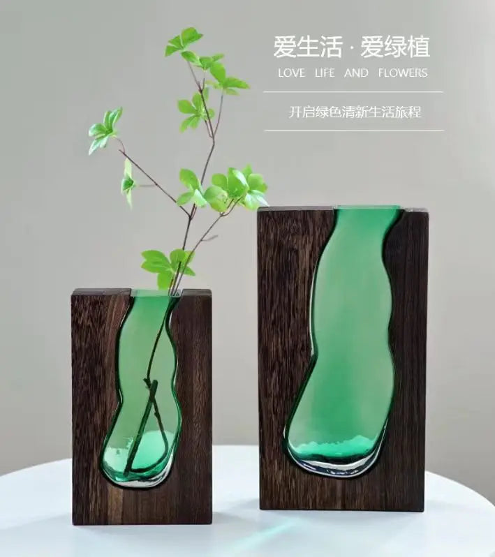 Creative Feng Shui Atmosphere Chinese Wood Glass Vase to Decorate the Home