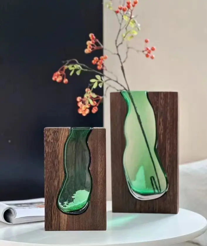 Creative Feng Shui Atmosphere Chinese Wood Glass Vase to Decorate the Home