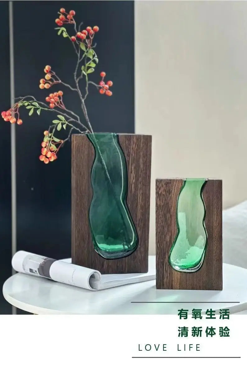 Creative Feng Shui Atmosphere Chinese Wood Glass Vase to Decorate the Home