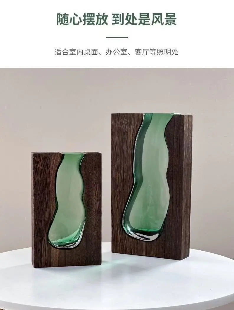 Creative Feng Shui Atmosphere Chinese Wood Glass Vase to Decorate the Home